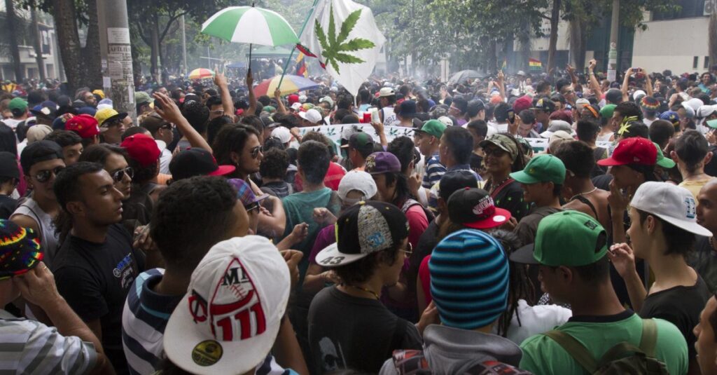 Hubo Marchas En Colombia Para Pedir La Legalización De La Marihuana 8444